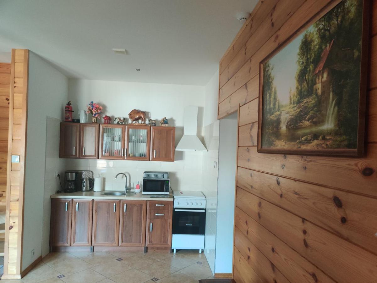 Cztery Pory Roku Guest House Bialowieza Bagian luar foto